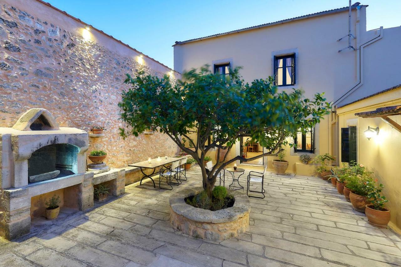 Castello Villa Daphnes - Private Pool & Whirlpool Dhafnes Bagian luar foto