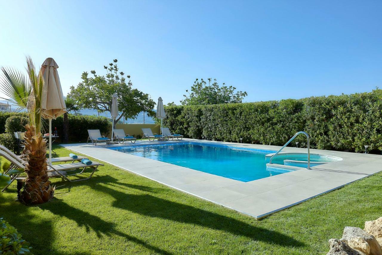 Castello Villa Daphnes - Private Pool & Whirlpool Dhafnes Bagian luar foto