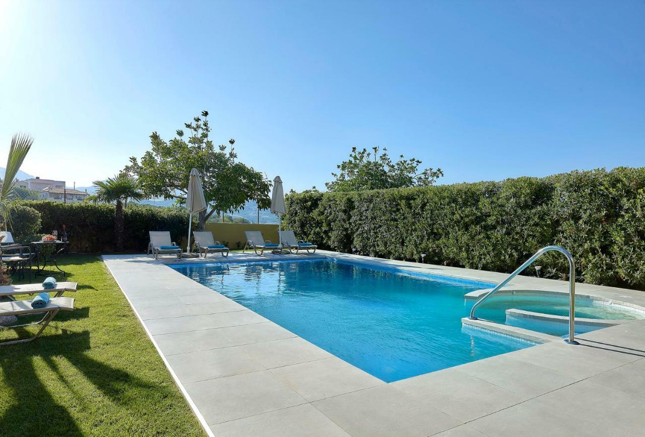 Castello Villa Daphnes - Private Pool & Whirlpool Dhafnes Bagian luar foto