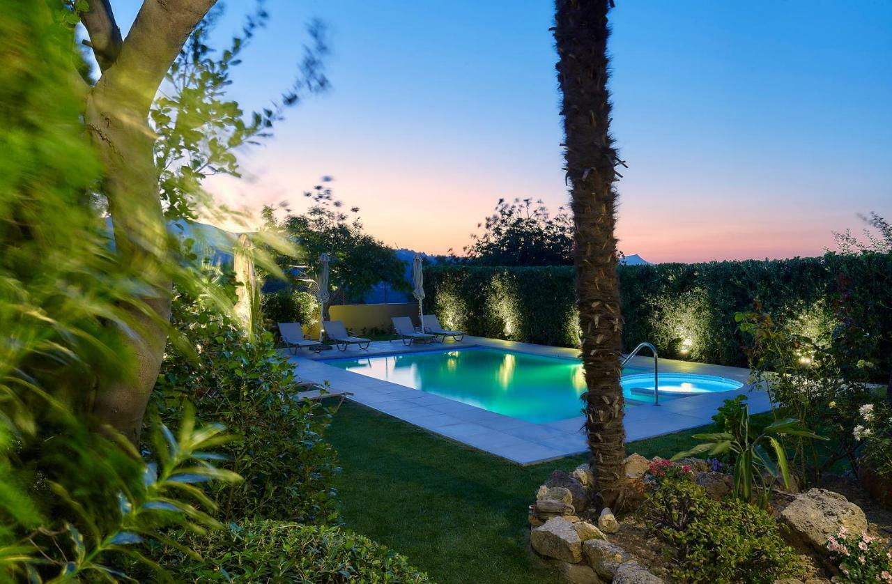 Castello Villa Daphnes - Private Pool & Whirlpool Dhafnes Bagian luar foto